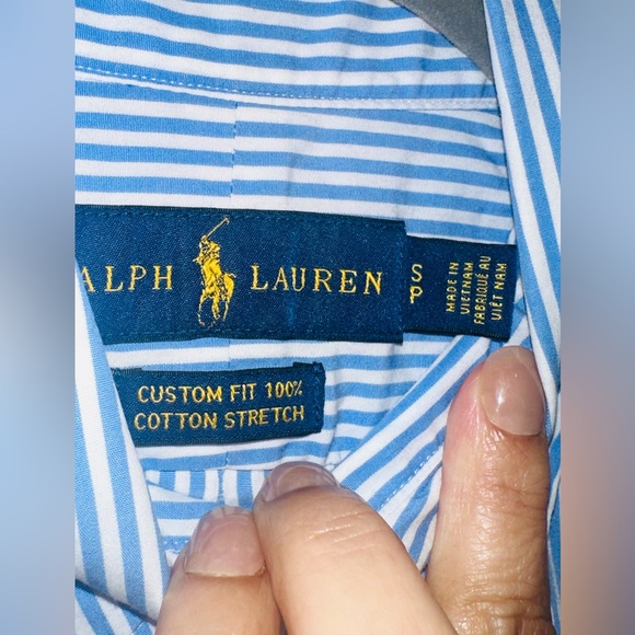 GUC• Ralph Lauren Striped Shirt • Size Small • - Picture 3 of 10